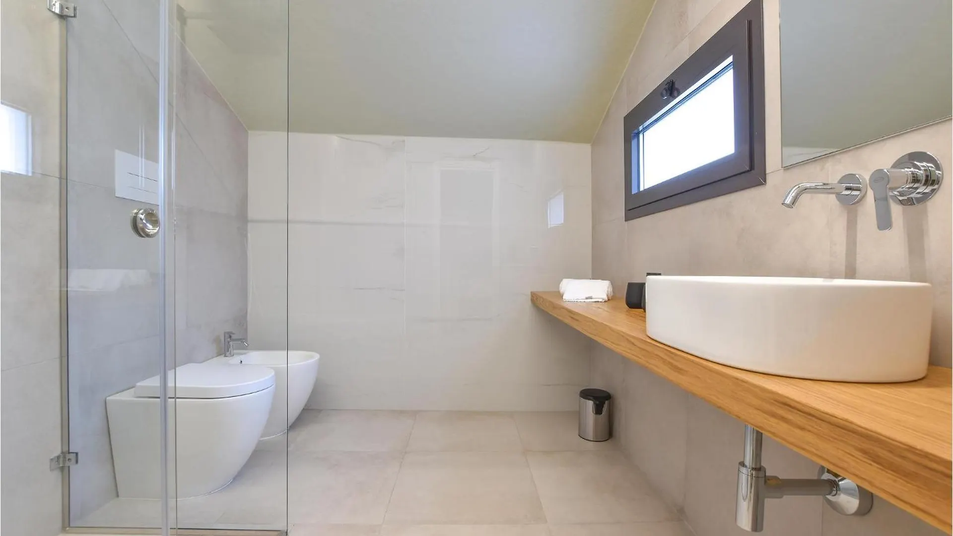 5 Bedroom Nice Home In Trappeto Italia